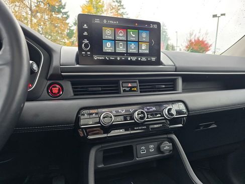 Certified 2024 Honda Pilot Elite image 17