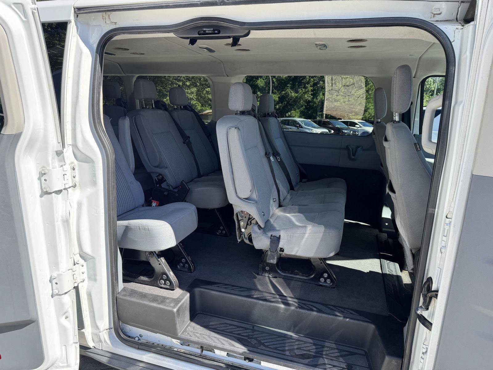 Used 2017 Ford Transit 350 XLT RWD image 11