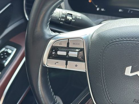 Used 2024 Kia Telluride SX w/ Towing Package FWD image 24