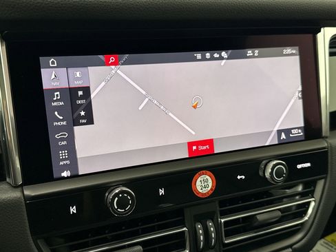 New 2025 Porsche Macan image 26