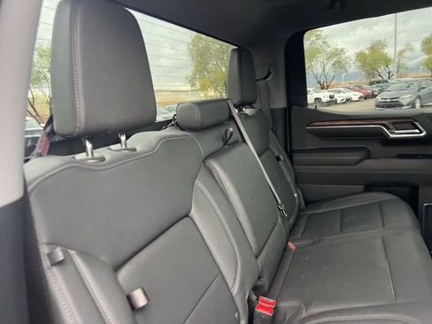 Used 2025 GMC Sierra 1500 SLT image 20