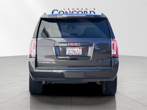 Used 2015 GMC Yukon XL SLT w/ Open Road Package image 5