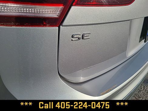 Used 2024 Volkswagen Tiguan SE FWD image 6