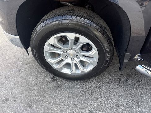 Used 2024 Chevrolet Silverado 1500 LTZ w/ Technology Package image 26