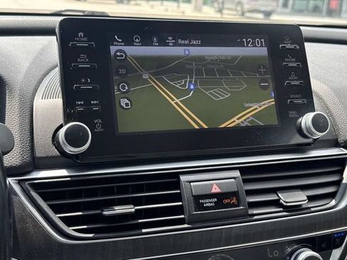 Used 2020 Honda Accord Touring image 30