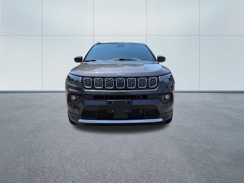 Used 2024 Jeep Compass Limited w/ Sun and Sound Group AWD/4WD image 3