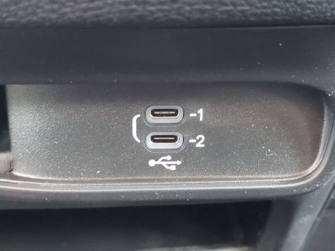 New 2026 Chrysler Pacifica Select w/ S Appearance Package FWD image 21