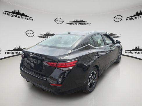 Used 2025 Nissan Sentra SV w/ All-Weather Package FWD image 5