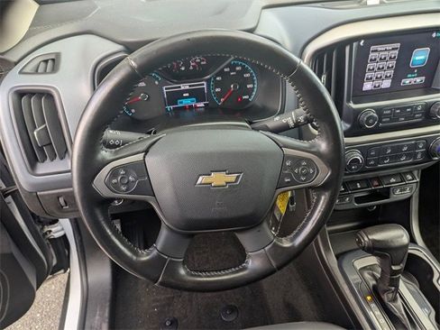 Used 2017 Chevrolet Colorado Z71 image 17