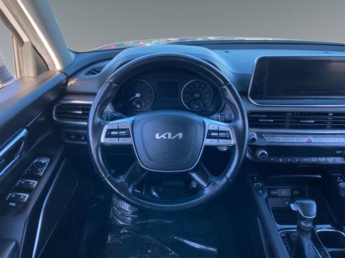 Used 2022 Kia Telluride EX w/ EX Premium Package image 12