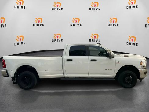 Used 2024 RAM 3500 Big Horn w/ Towing Technology Group AWD/4WD image 6