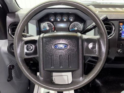 Used 2011 Ford F250 XL AWD/4WD image 15