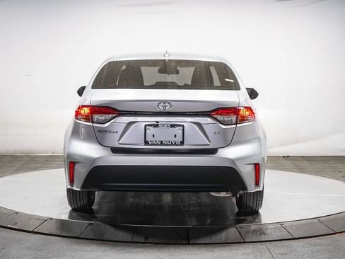Certified 2026 Toyota Corolla LE w/ LE Premium Package FWD image 6