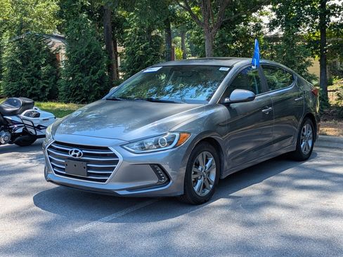 Used 2018 Hyundai Elantra Value Edition FWD image 6