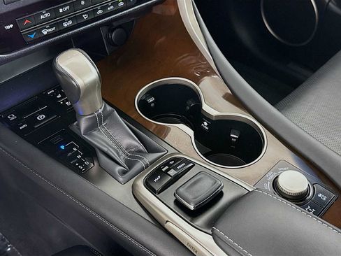 Used 2019 Lexus RX 350 AWD w/ Navigation Package image 19