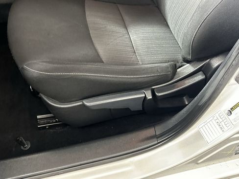 Used 2023 Nissan Sentra SV image 19