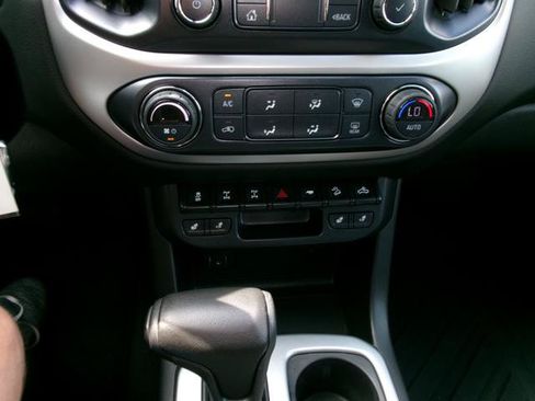 Used 2019 Chevrolet Colorado ZR2 AWD/4WD image 13