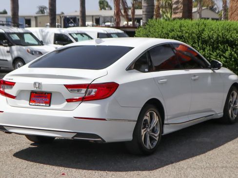 Used 2020 Honda Accord EX image 9