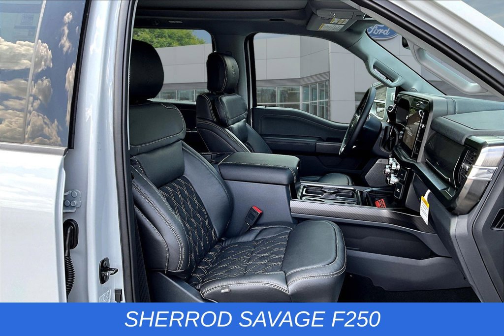 New 2026 Ford F250 Lariat w/ Black Appearance Package AWD/4WD image 11