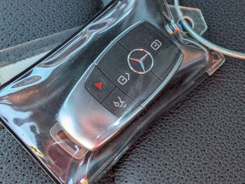 Certified 2023 Mercedes-Benz GLE 350 w/ Premium Package image 38