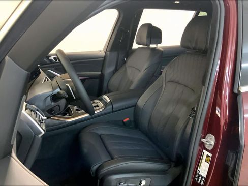 New 2026 BMW X7 xDrive40i w/ Executive Package image 9