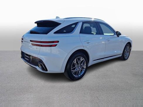 Used 2025 Genesis GV70 2.5T image 4