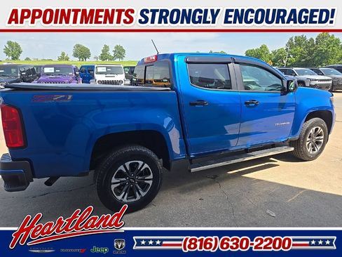Used 2021 Chevrolet Colorado Z71 AWD/4WD image 13