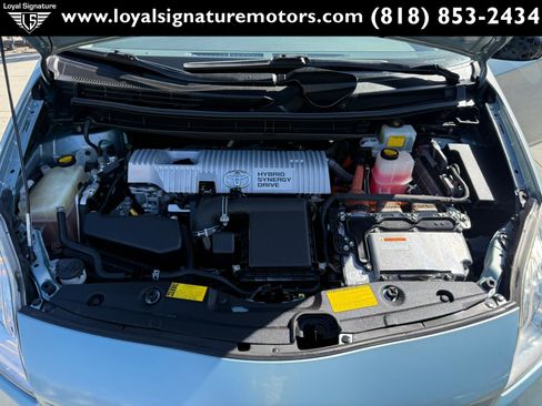 Used 2012 Toyota Prius Three image 33