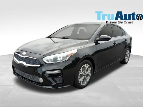 Used 2019 Kia Forte LXS FWD image 3