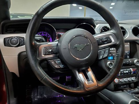 Used 2017 Ford Mustang Premium image 20