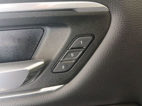 Used 2022 RAM 1500 Laramie AWD/4WD image 34