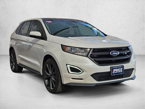 Used 2018 Ford Edge Sport w/ Equipment Group 401A AWD/4WD image 3