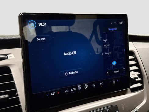 Used 2022 Ford Transit 350 XLT image 17