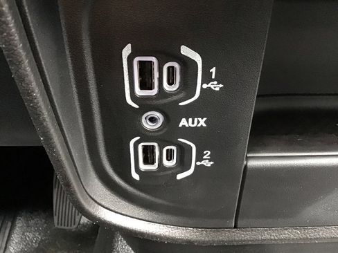 New 2026 RAM 5500 Tradesman w/ Chrome Appearance Group image 17