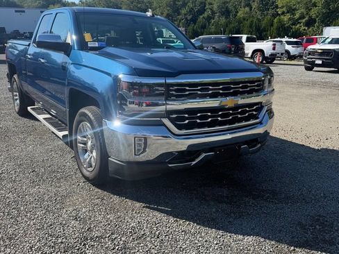 Used 2017 Chevrolet Silverado 1500 LTZ AWD/4WD image 2