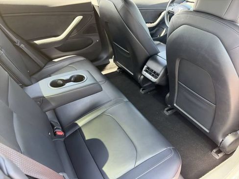 Used 2018 Tesla Model 3 RWD image 15
