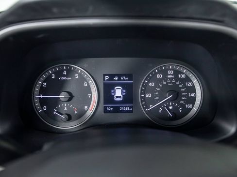 Used 2019 Hyundai Tucson Sport FWD image 30