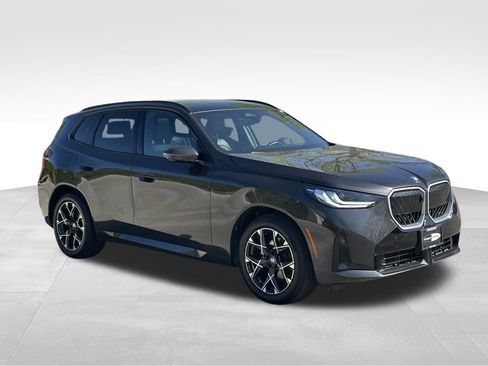 Used 2025 BMW X3 xDrive30i AWD/4WD image 6