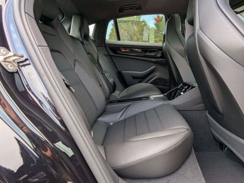 New 2025 Porsche Panamera image 23