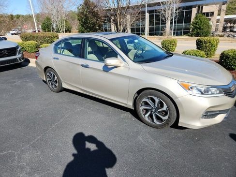 Used 2016 Honda Accord EX-L image 5