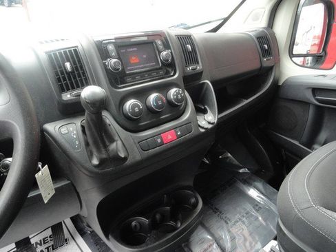 Used 2021 RAM ProMaster 2500 FWD image 8