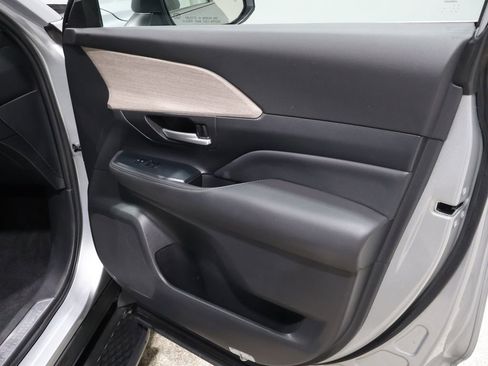 Used 2024 Toyota Grand Highlander Platinum image 27