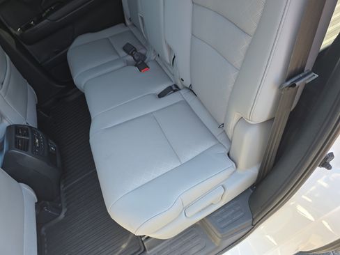 Used 2023 Honda Passport Elite image 14