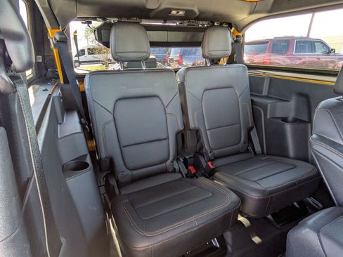 Used 2021 Ford Bronco Badlands image 30