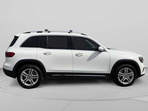 Certified 2020 Mercedes-Benz GLB 250 4MATIC image 6