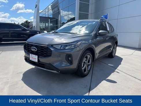 Used 2025 Ford Escape ST-Line Select AWD/4WD image 4
