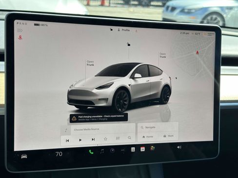 Used 2022 Tesla Model Y Long Range image 28