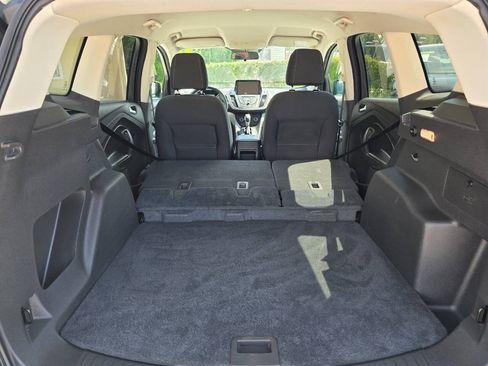 Used 2016 Ford Escape SE w/ SE Cold Weather Package AWD/4WD image 12