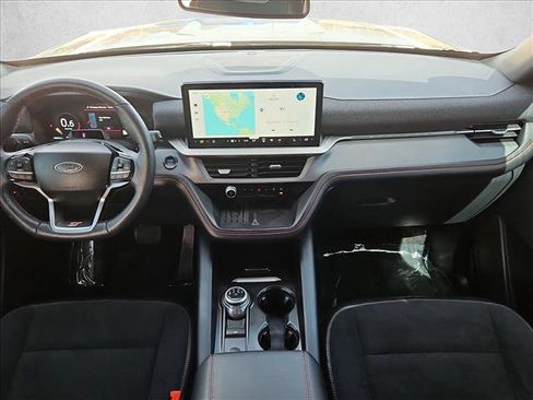 Used 2025 Ford Explorer ST AWD/4WD image 18