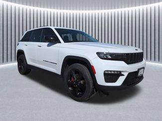 Used 2024 Jeep Grand Cherokee Limited w/ Black Appearance Package video 1